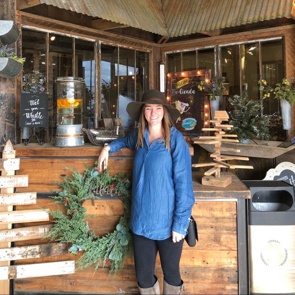 Meet your Posher, Catherine